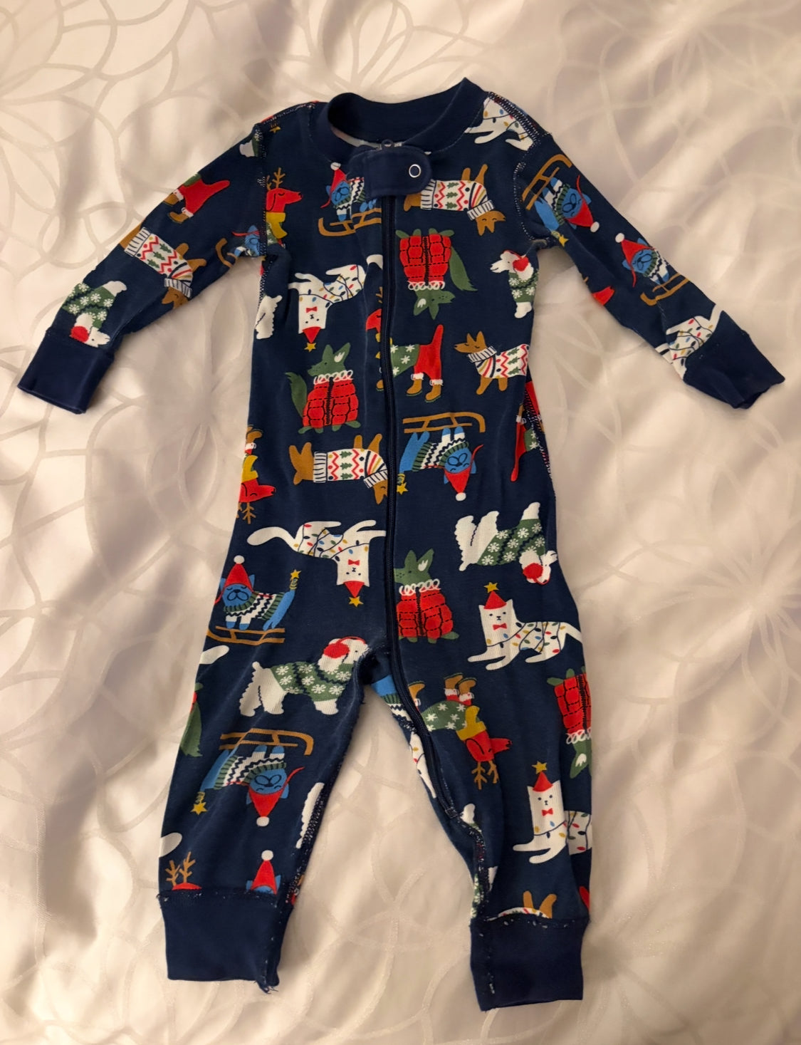 #30 Boys Hanna Anderson holiday pups pj onesie, size 12-18 months