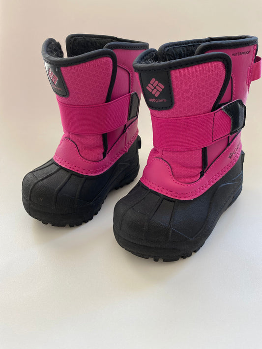 #117- Girls 7c, Columbia pink snow boots, EUC,*reduced*