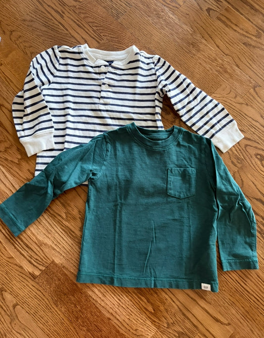 #30 Boys 2 piece long sleeve shirt set, 2T