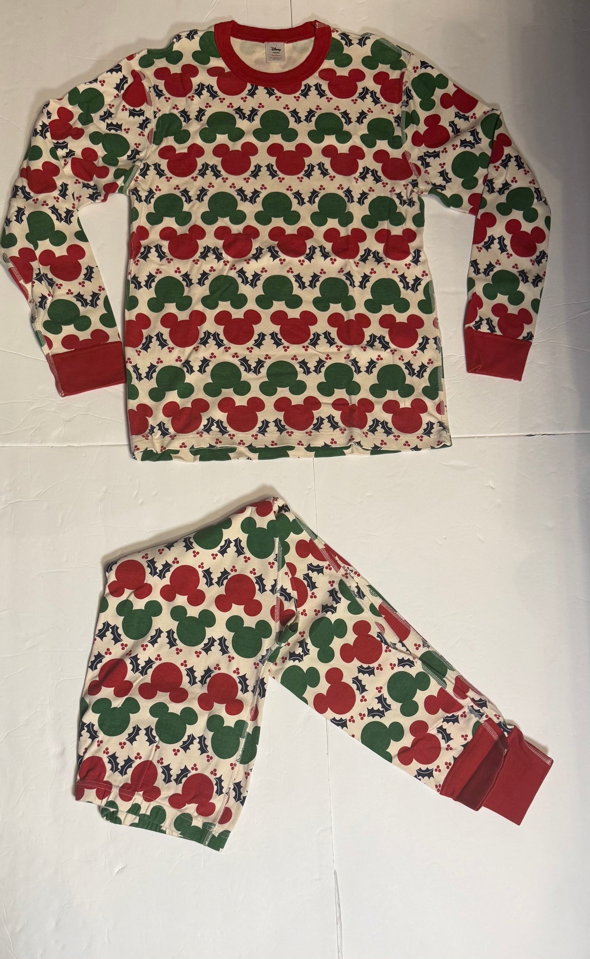 #141 Adult large Hanna Andersson Mickey Christmas pajamas
