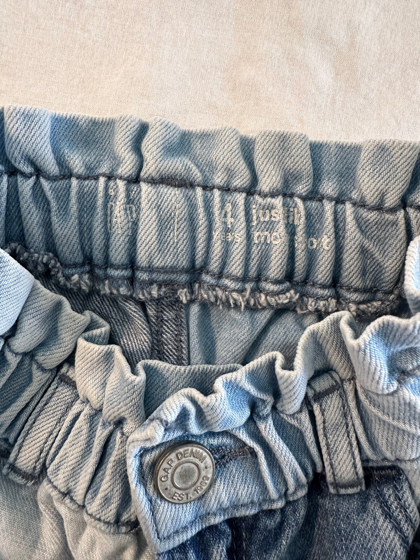 #30 Gap Mixed Denim Shorts - EUC - 4T