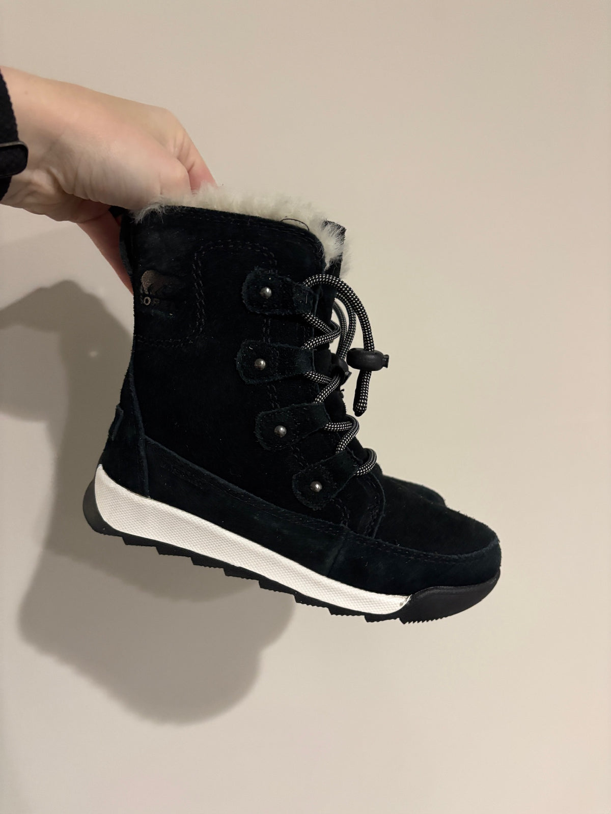 Seller #105 - Kids 12c Sorel Black Explorer Boots EUC