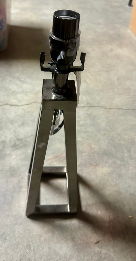 #24 metal lamp base