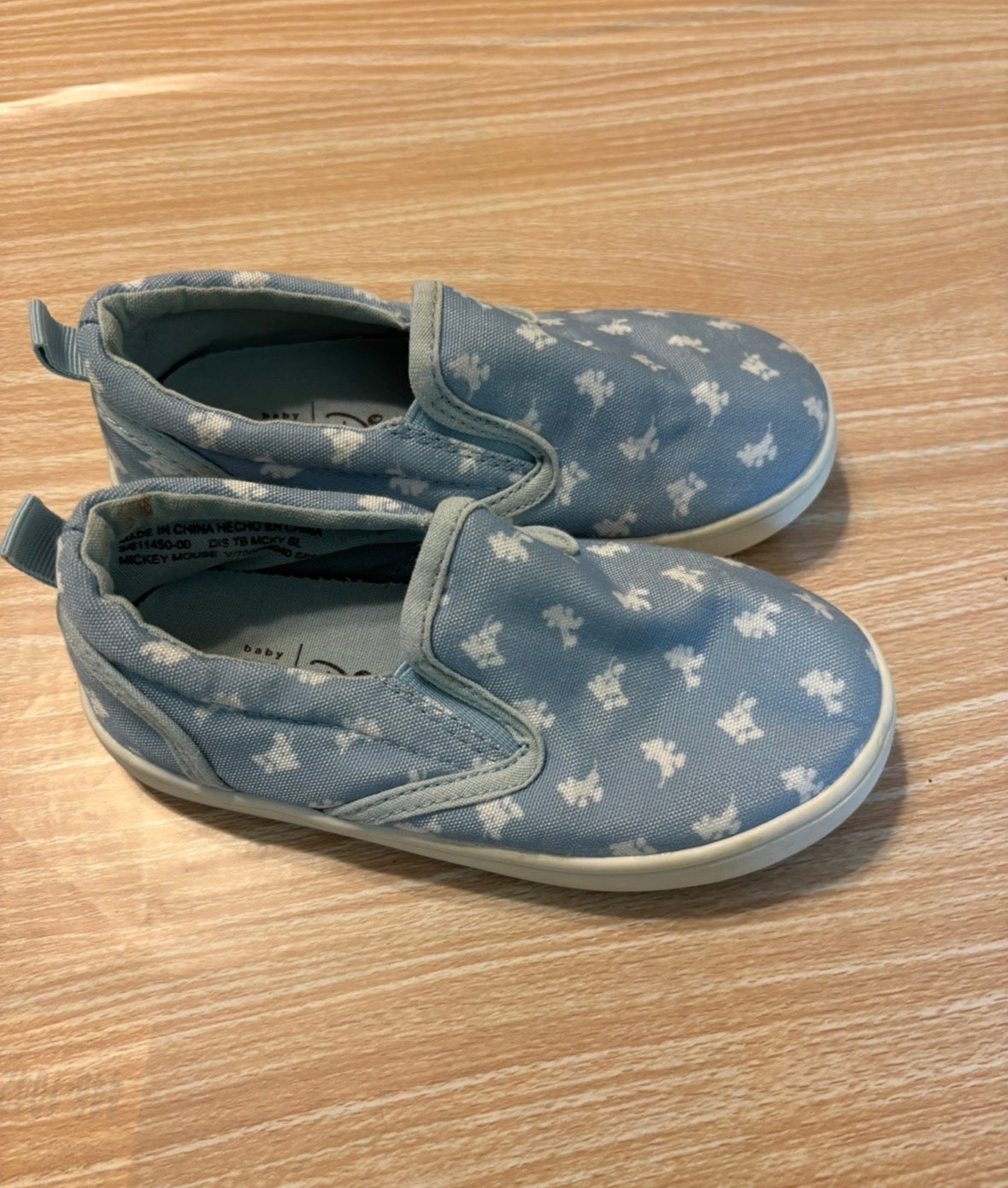 Seller #196 Baby Girl GAP Disney Slides Size 9