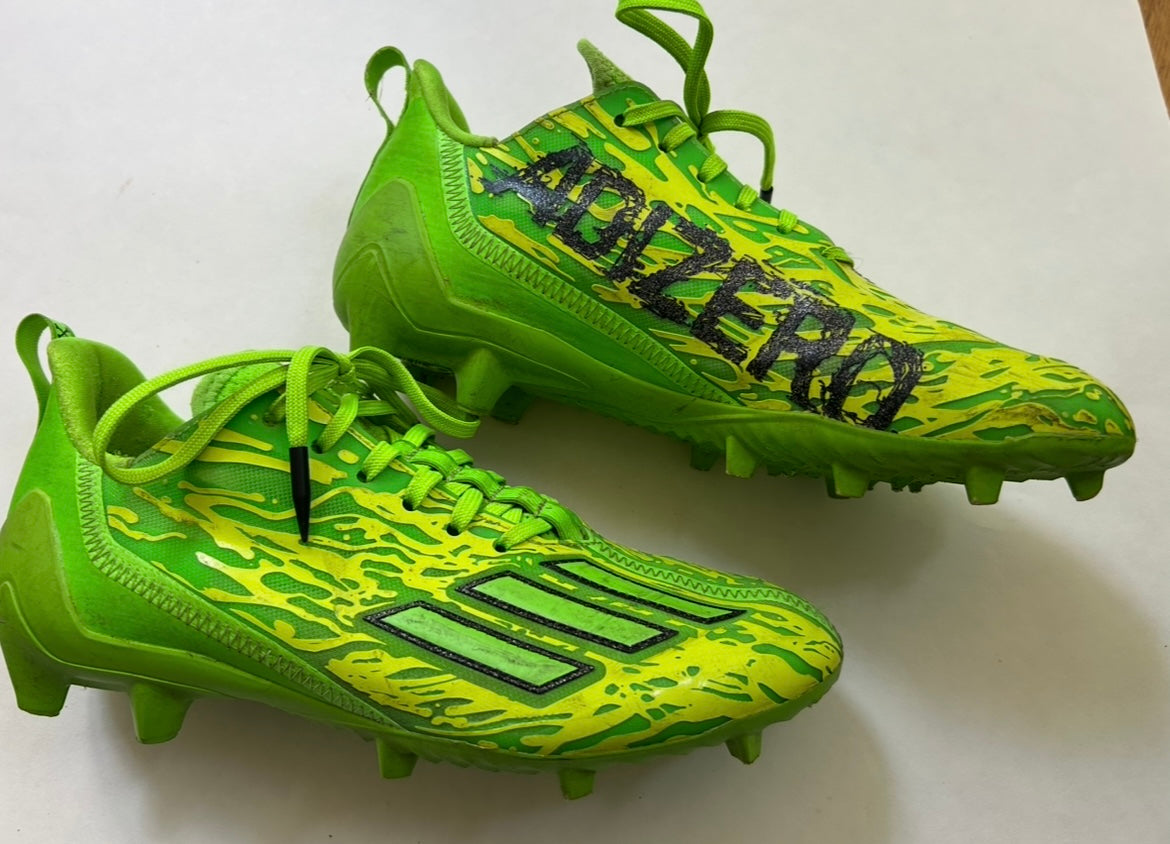 #200 Boys size 8 Adidas Green Football cleats