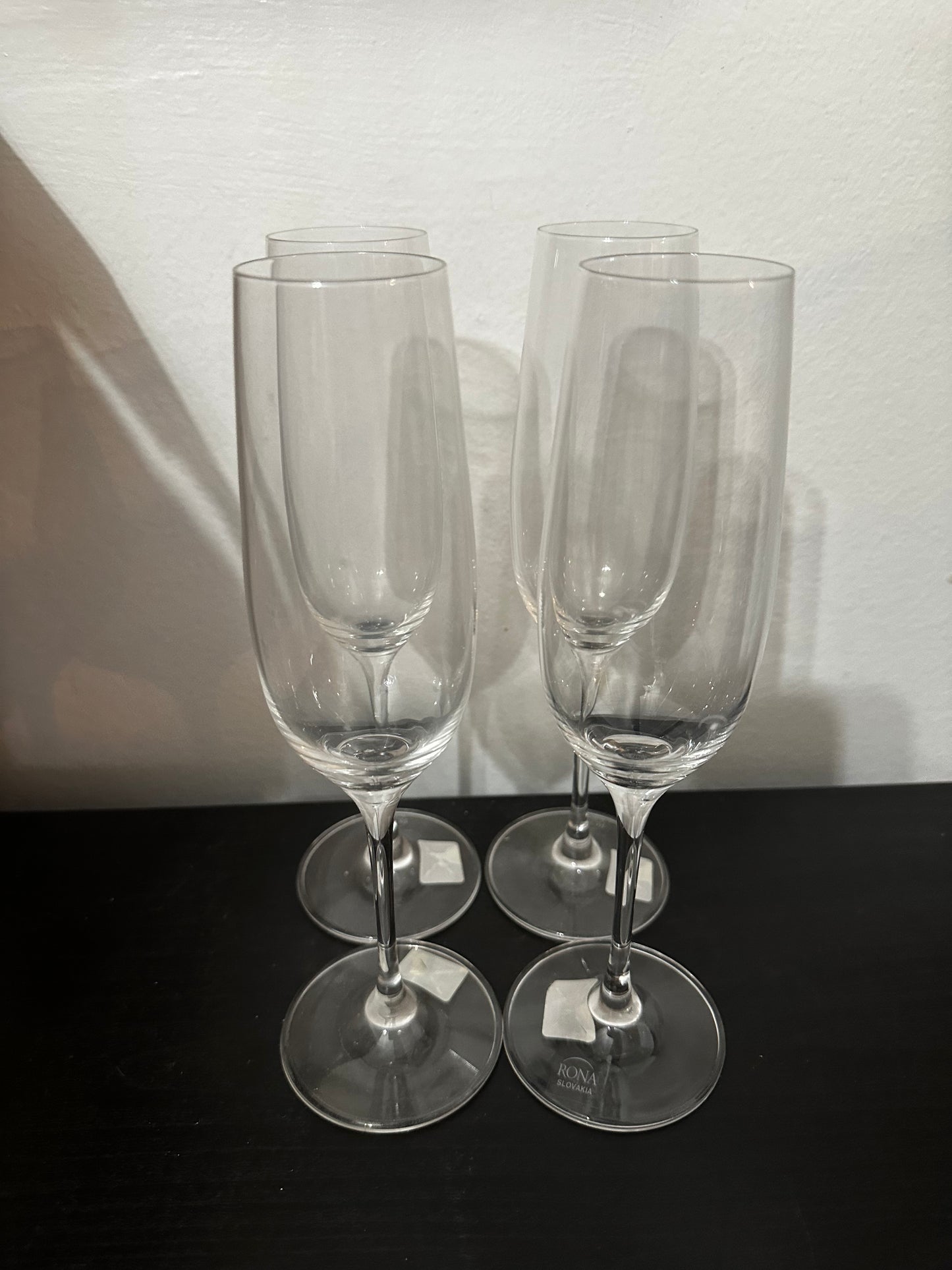 #144 Crate & Barrel Champagne Flutes New/Like New Set of 4