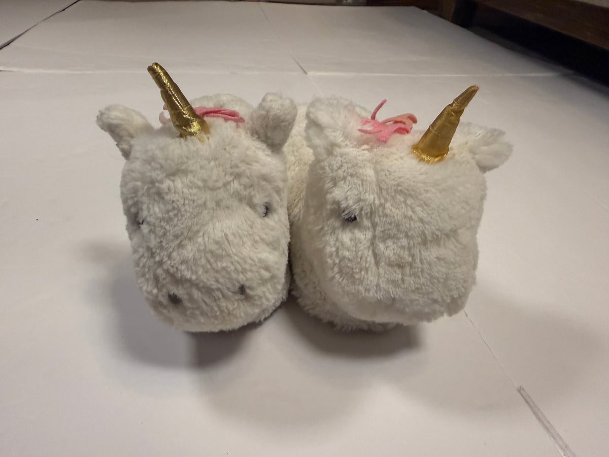 #141 Girls 4-6 Pottery Barn Unicorn Robe with matching medium (size 10-12) slippers 2 of 2 available