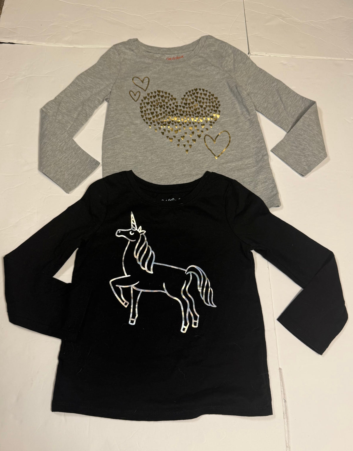 #141 Girls 4T Cat & Jack Long Sleeve Bundle - Unicorn and Hearts