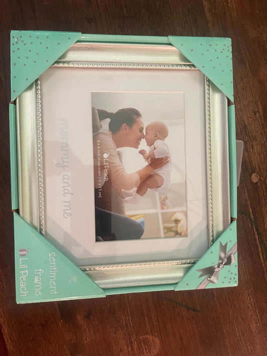 #177 New Mommy and Me Photo Frame 5X7