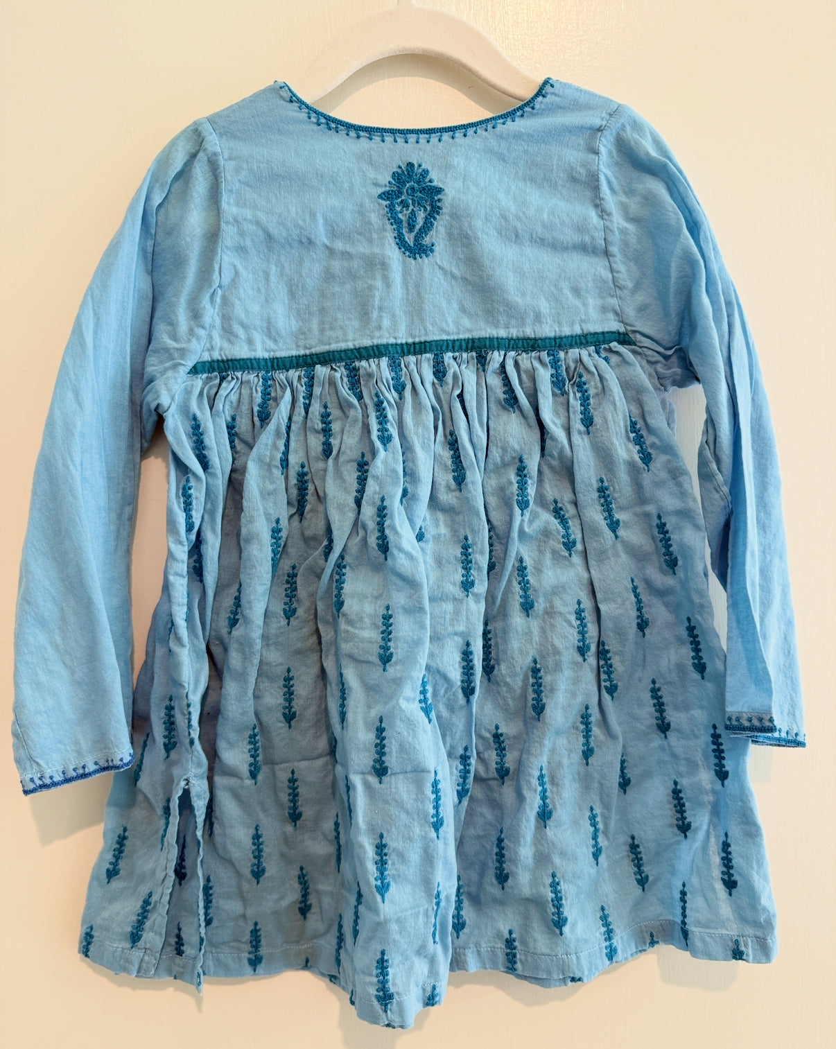 #146 - REDUCED Girls 5 Pink Chicken Blue Tunic