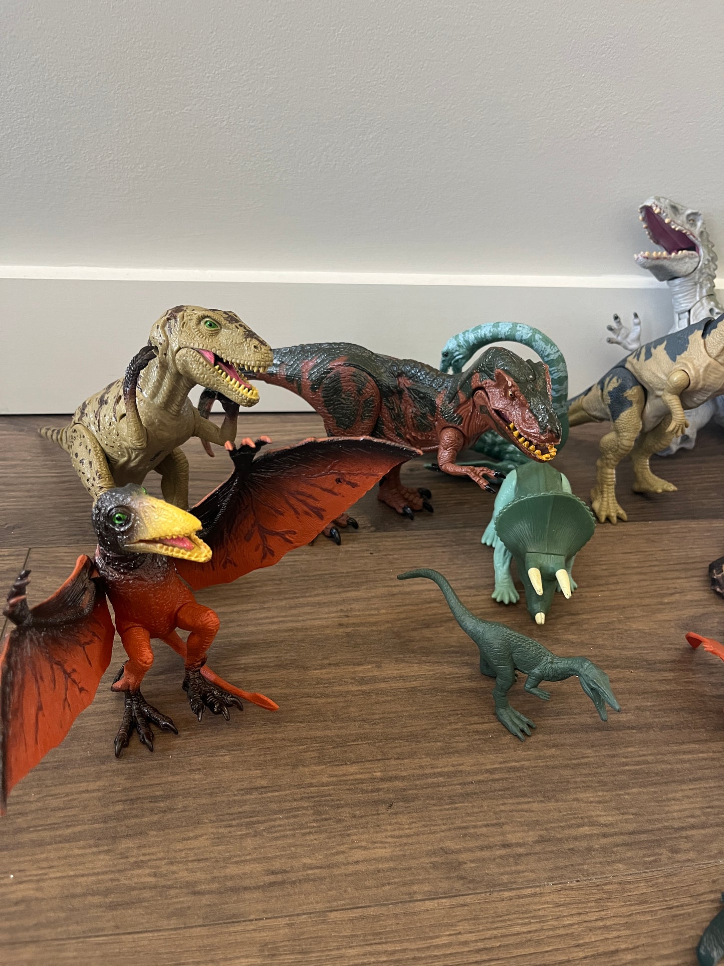 137 big dinosaur assortment