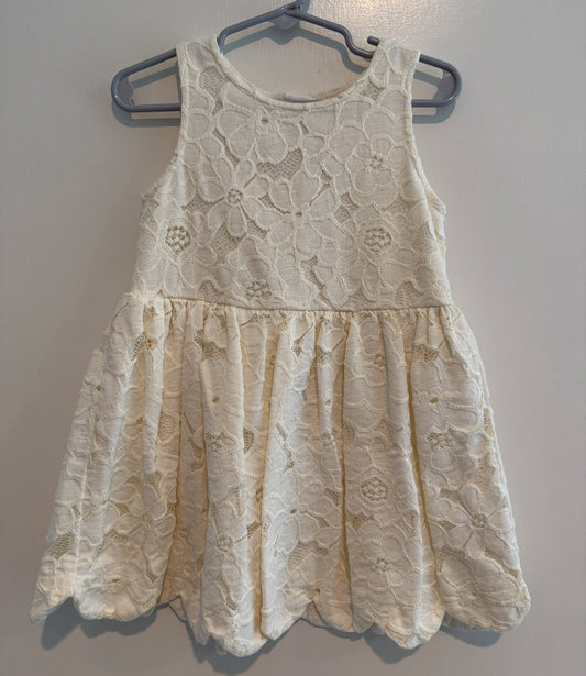 #146 - REDUCED Girls 3T Cream Eyelet Floral Dress
