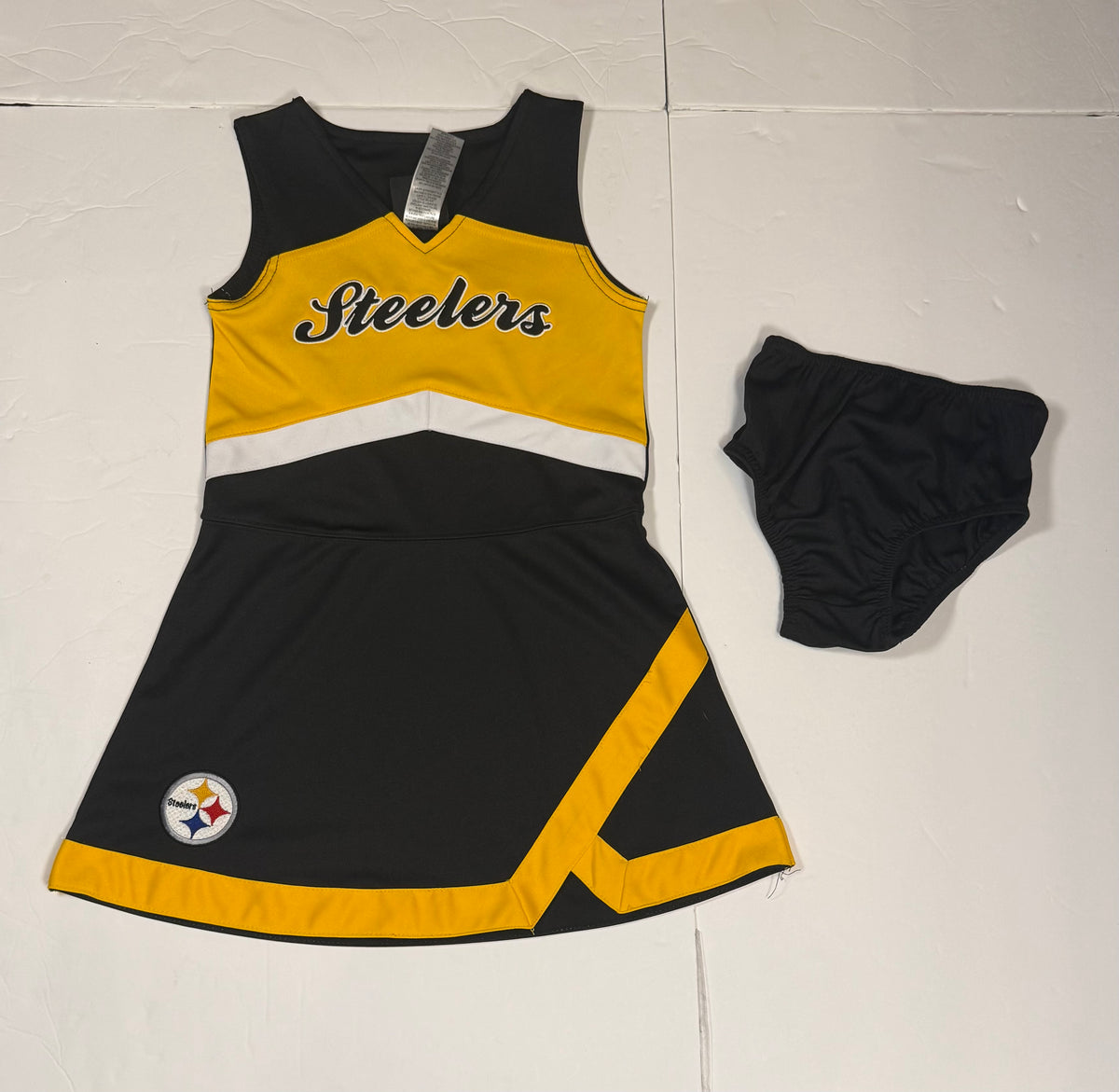 #141 Girls 5/6 Steelers Cheerleader Outfit with Bloomers