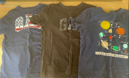 #24 size small gap tshirt bundle