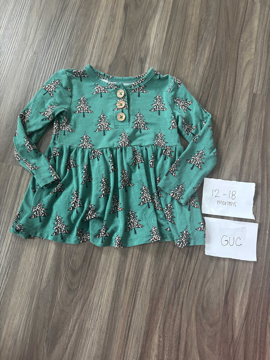 #138 - 12-18 Mo - Posh Peanut (Bamboo ) LS Cheetah Trees Peplum GUC