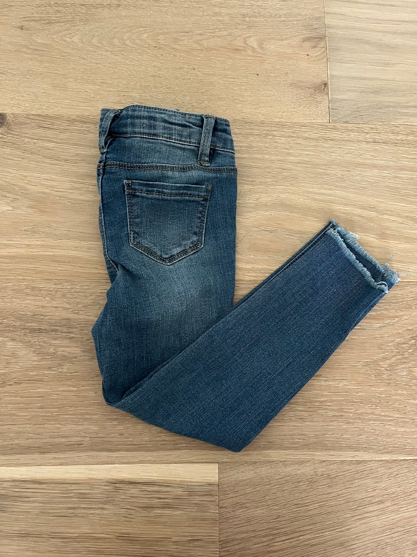 #110 Maker's Mark Girls 4/5T Rhinestone Jeans