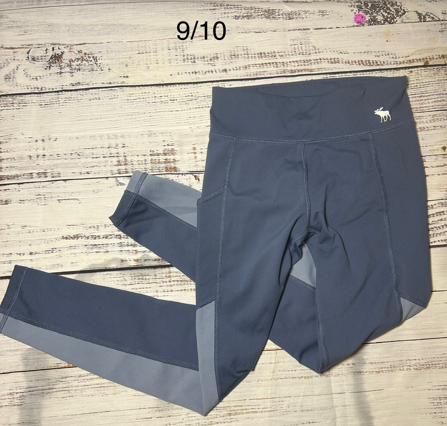 seller #62 Abercrombie kids 9/10 outfit