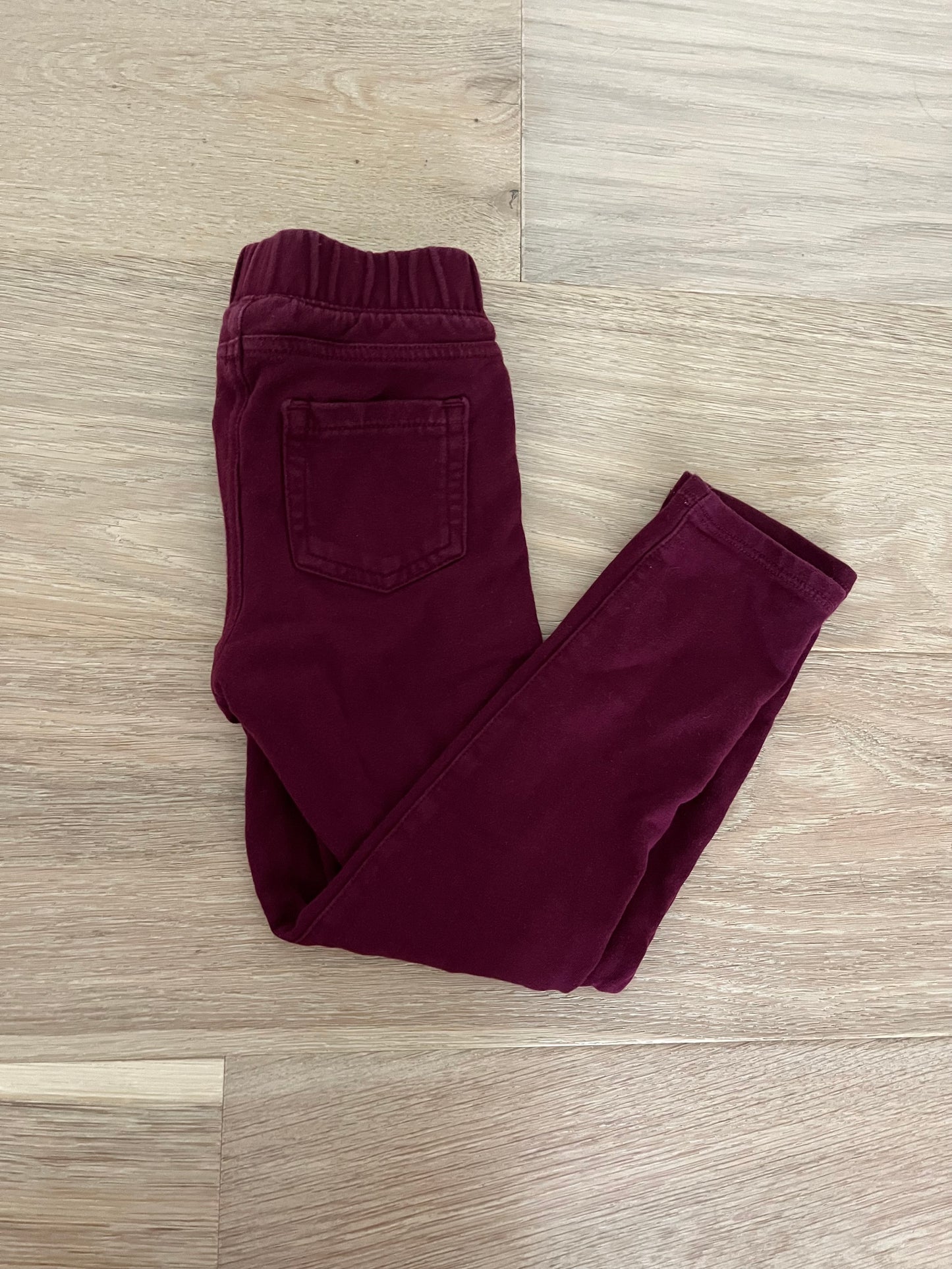 #110 Cat & Jack Girls 5T Maroon Jeggings