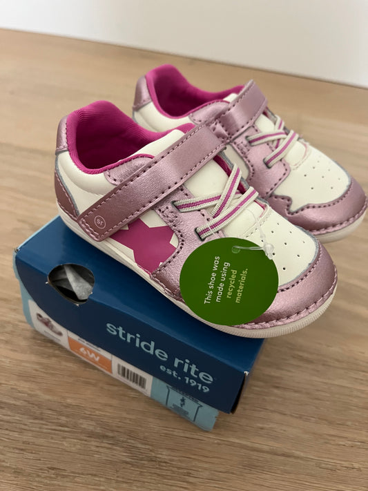 #110 Stride Rite Girls Tennis Shoe Size 6W BNIB