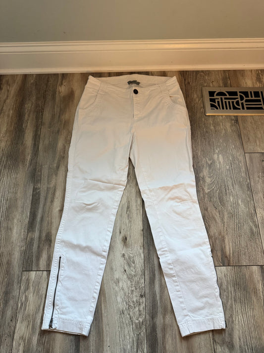 Seller #84 | Womens Sz 6 Athleta White Skinny Jeans