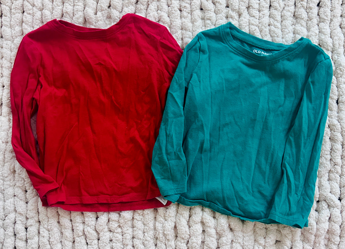 #15 Old Navy 3t Basic Bundle of Long Sleeve Shirts (2)