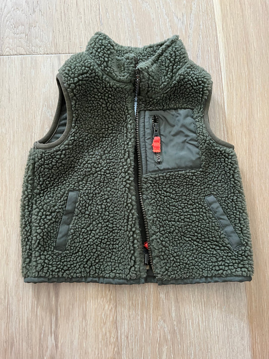 #110 Carter's Boys 18 Months Green Sherpa Vest
