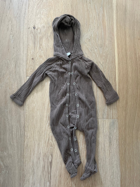 #110 Kate Quinn Boys 3-6 Months Hooded Onesie