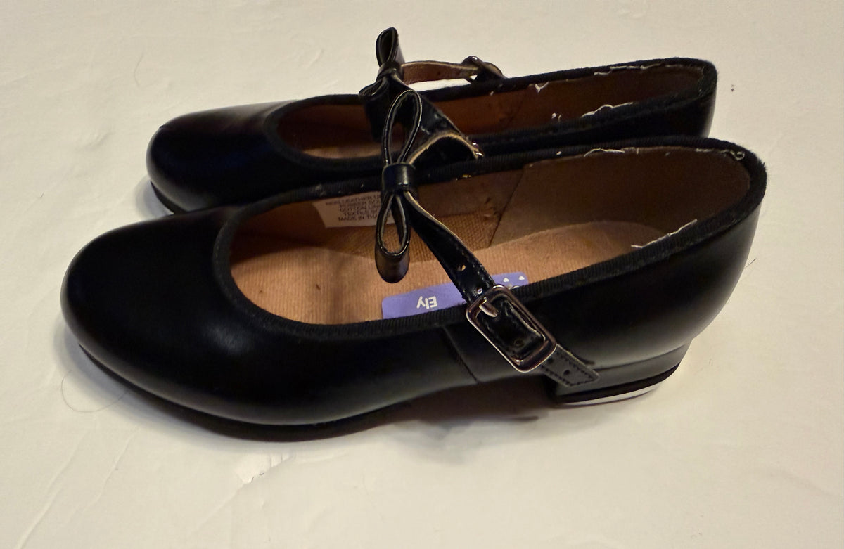 #141 Girls Size 11.5 Bloch Black Tap Shoes