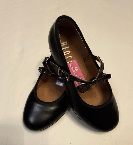 #141 Girls Size 11.5 Bloch Black Tap Shoes