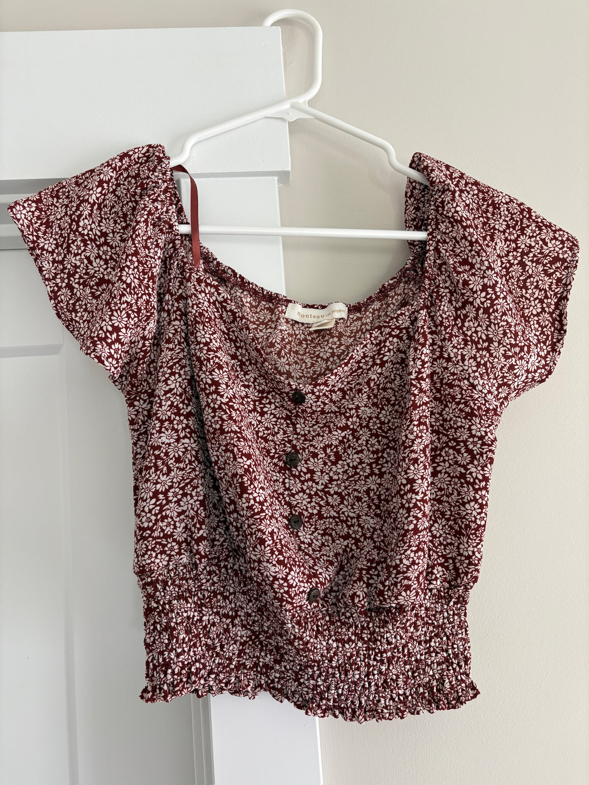 Seller #105 - Women's Medium Monteau Rust Floral Cropped Top VGUC