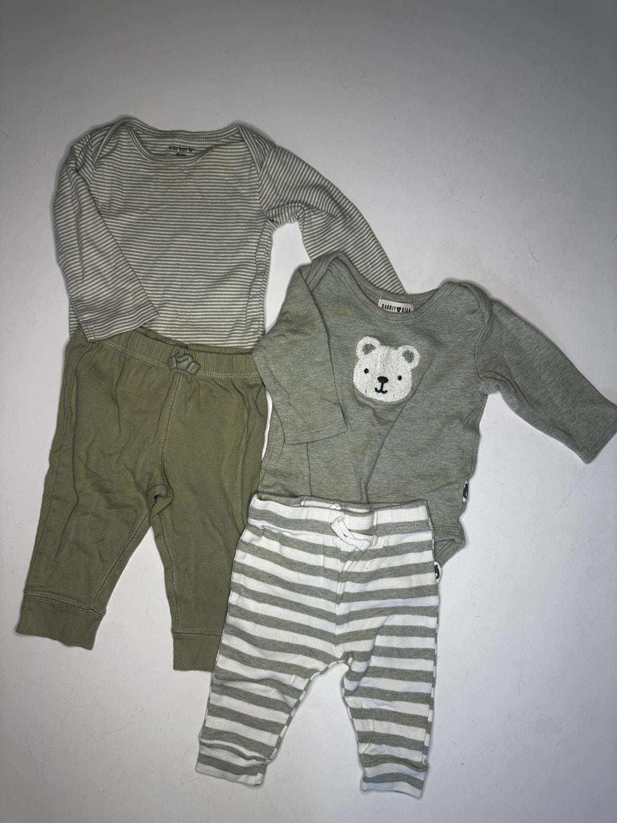 Seller #40 boys green outfit bundle size 6 month