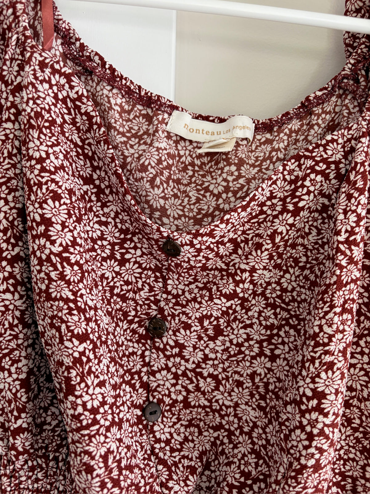 Seller #105 - Women's Medium Monteau Rust Floral Cropped Top VGUC