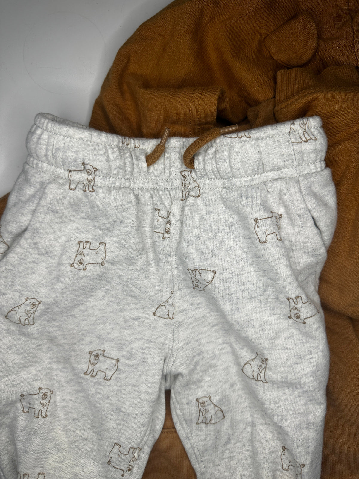 Seller #40 Carter's Boys 2T sweatsuit set (2 of 2)