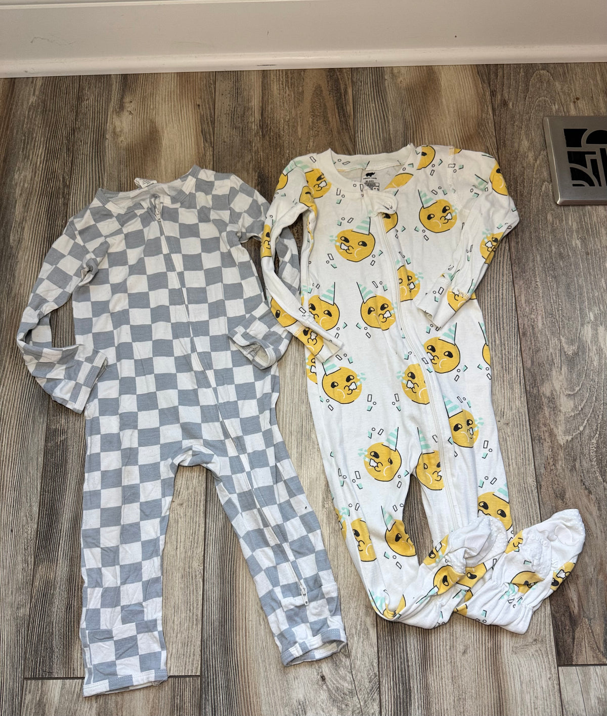 Seller #84 | VGUC 18-24Mo Pajamas