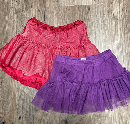 Girl 24M/2T one skirt and one skort. GUC