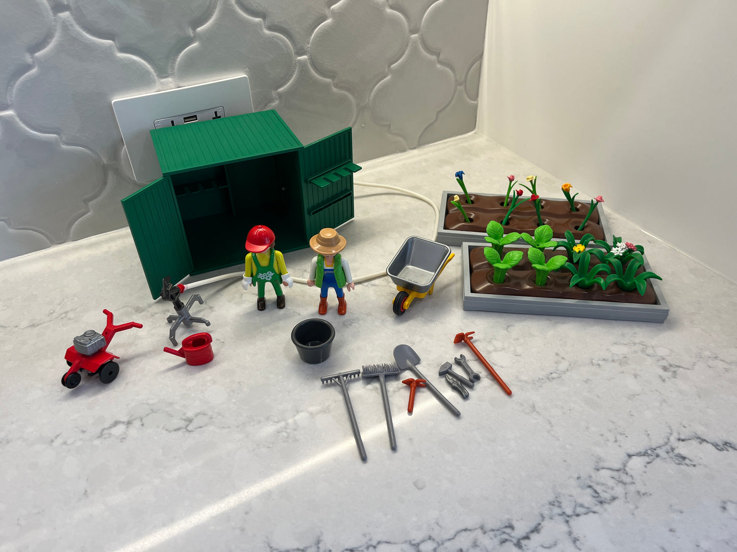 3b Playmobil green house and garden store