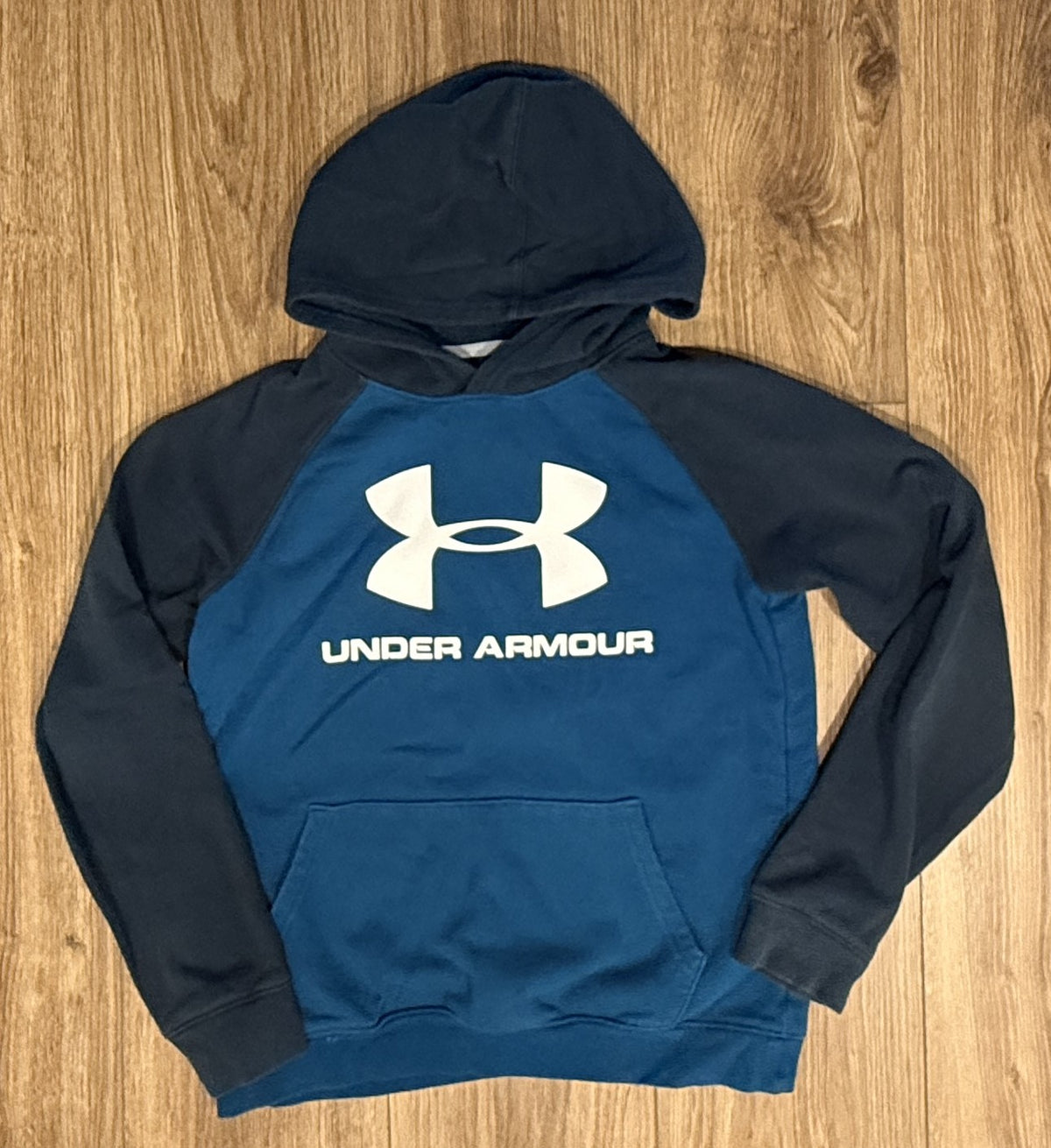 Seller #100 Boys Size YLG Under Armour Teal and Navy Hooded Sweatshirt