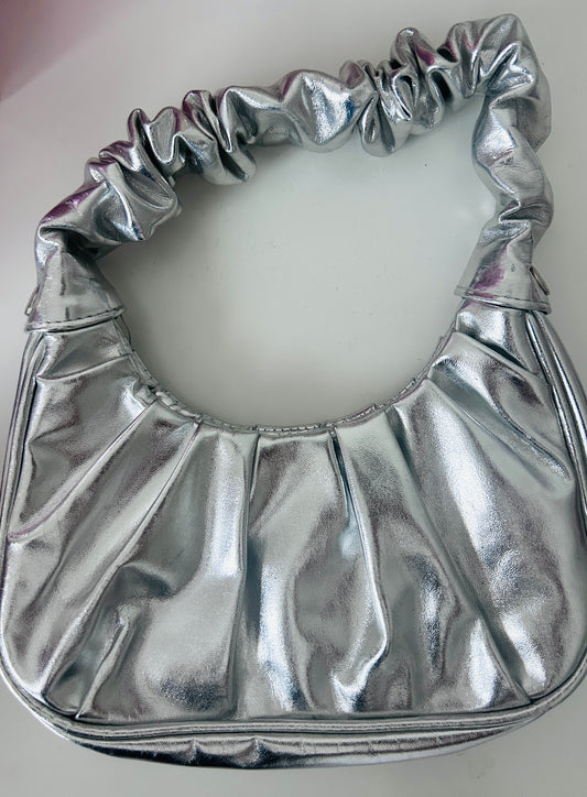 #15 Art Class Metallic Silver Scrunch Strap Purse