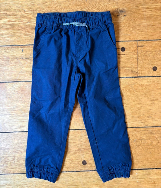 #22 Gap navy boy pants size 5 jogger (2 of 2)