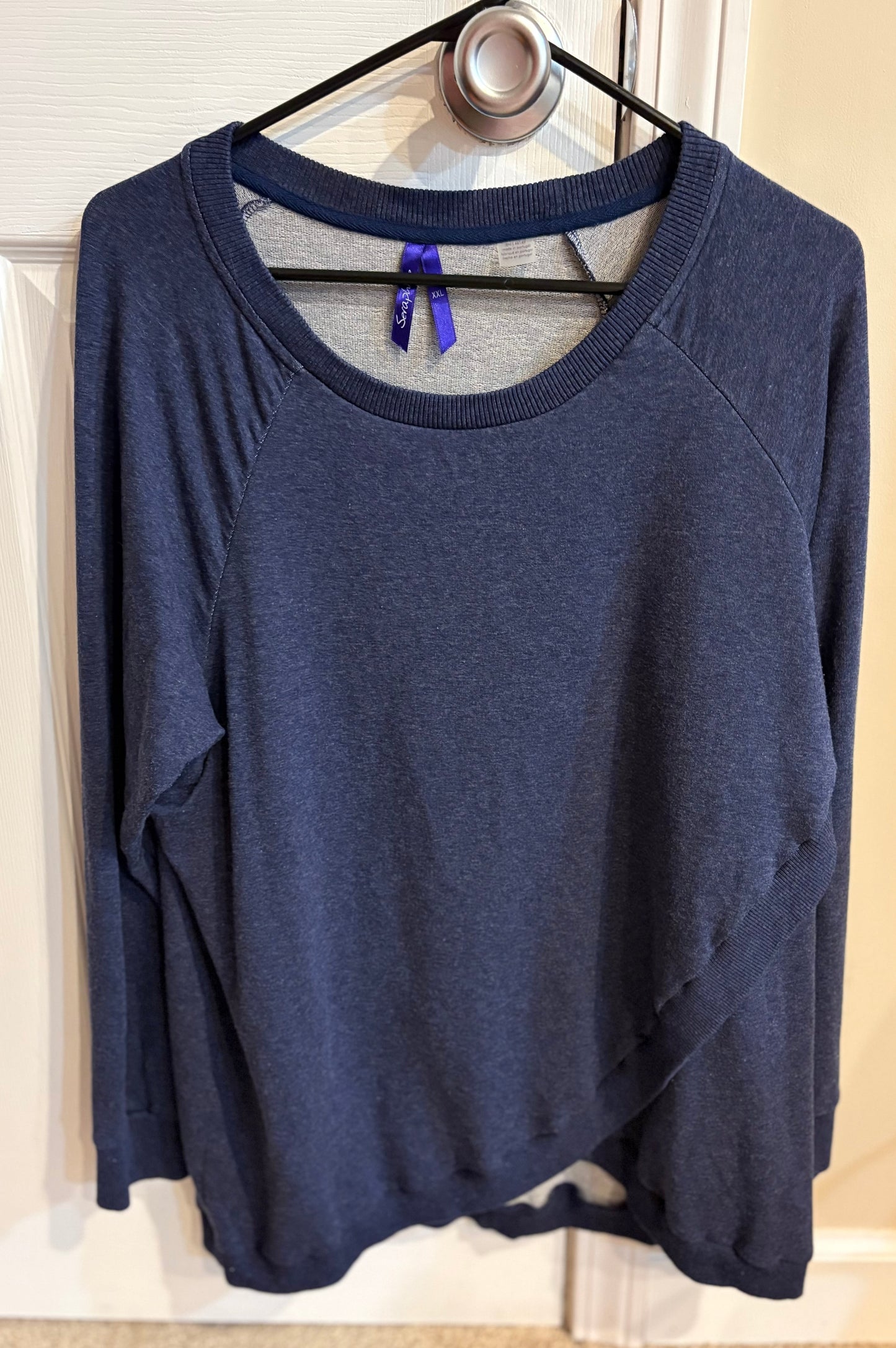 Seller #37 Seraphine Maternity/Nursing Sweatshirt Size XXL