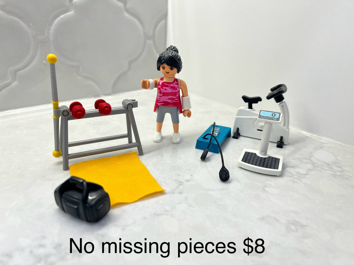 135 Playmobil workout room, no missing pieces