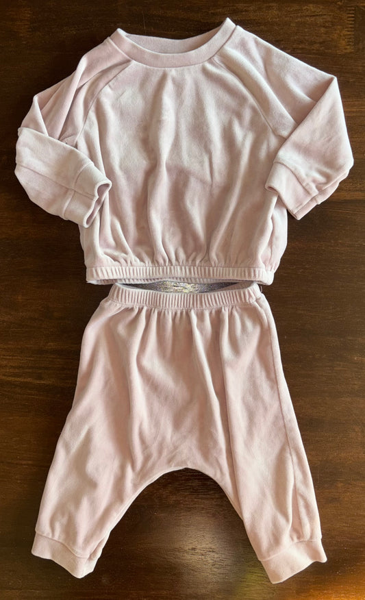 #70 old navy pink velour track suit 6-12months
