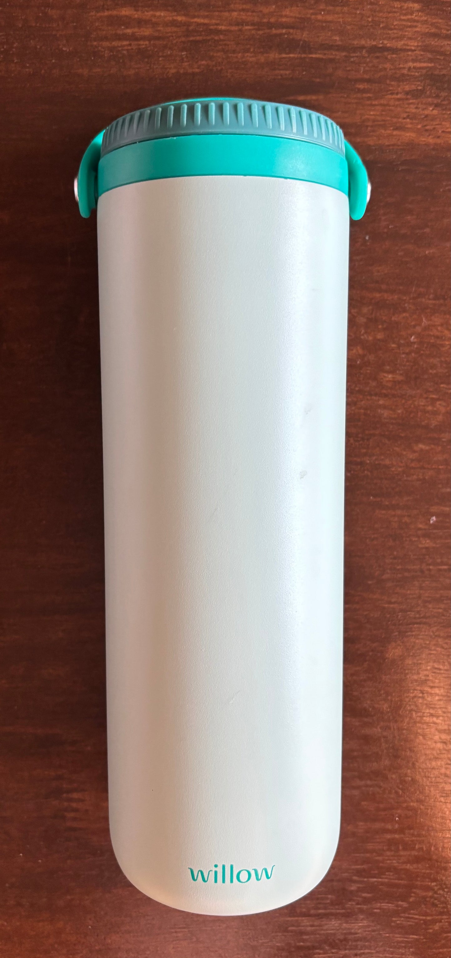 #70 willow portable milk cooler with freezable interior