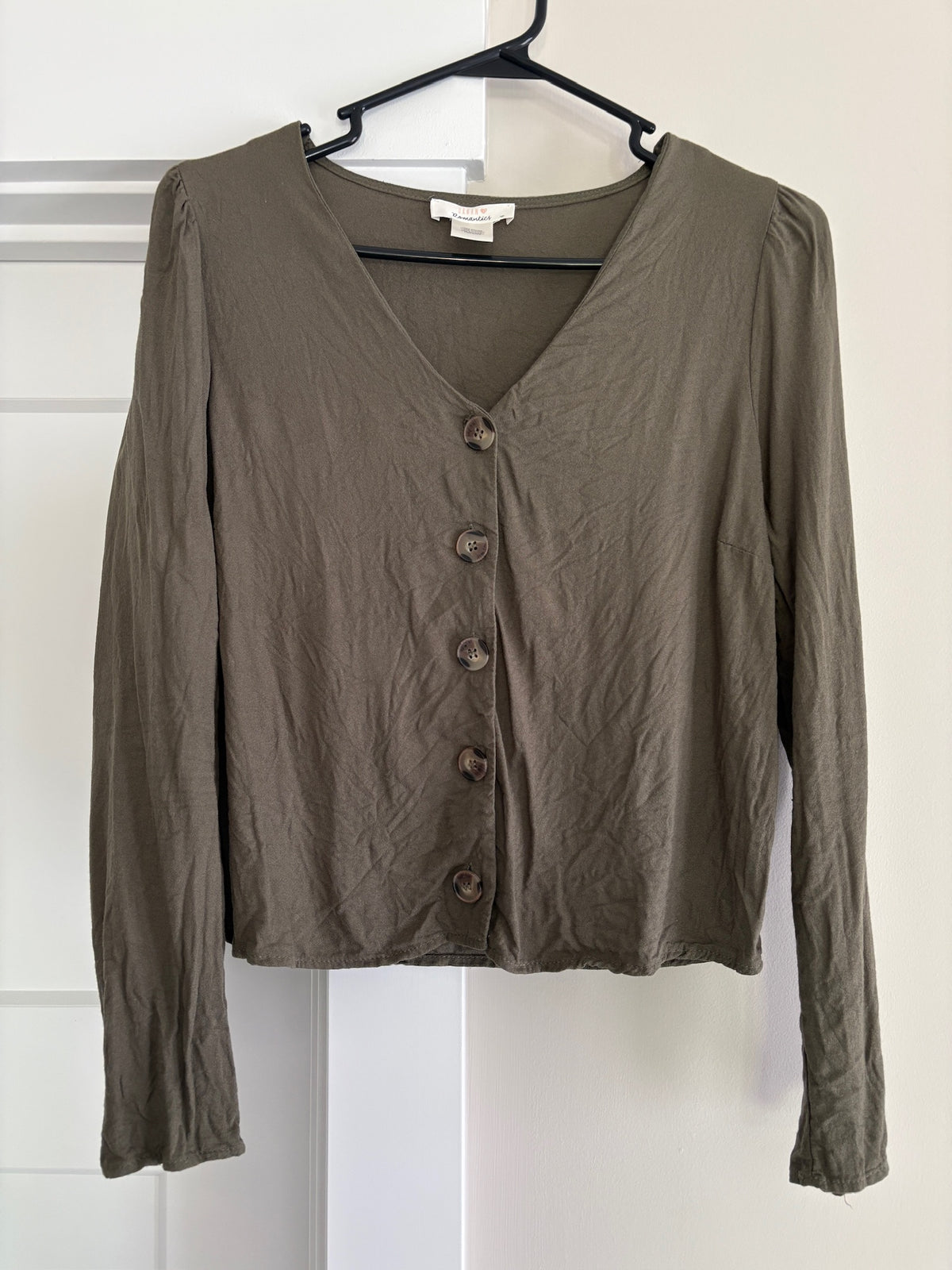 Seller #105 - Women's Medium Urban Romantics Olive Green Top VGUC