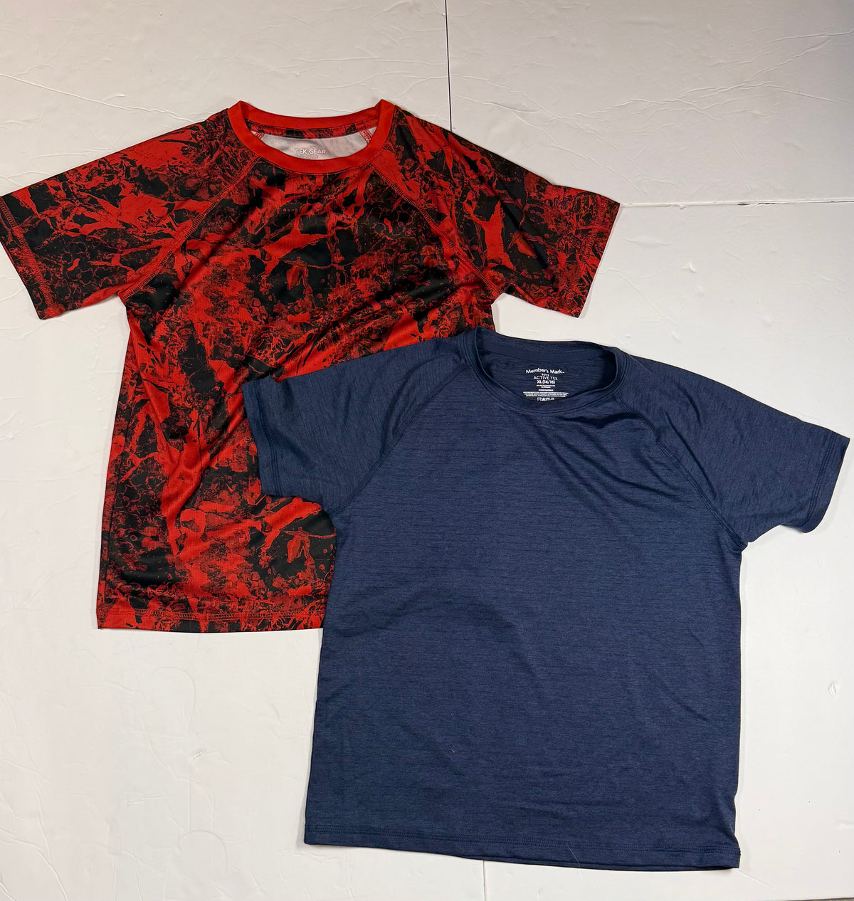 #141 Boys Members Mark Athletic Shirt XL 14-16 and L 14-16 Tek Gear