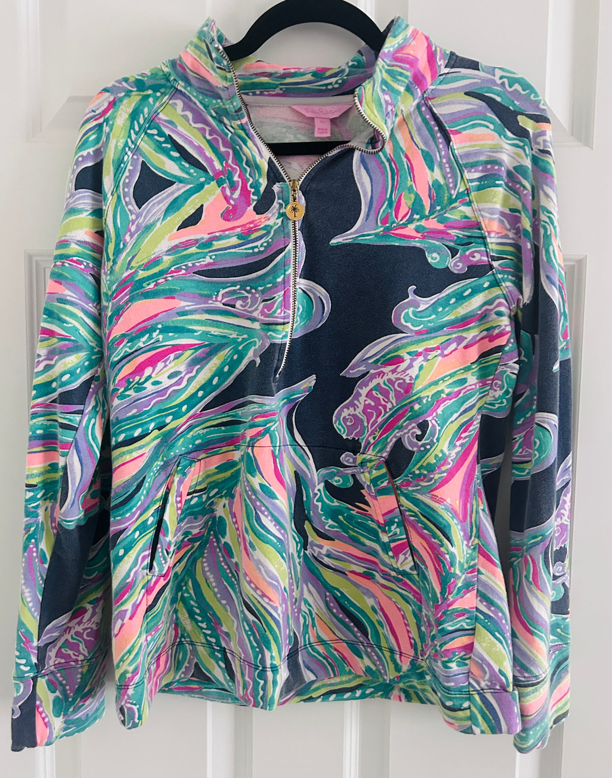 #15 Lilly Pulitzer M Quarter Zip