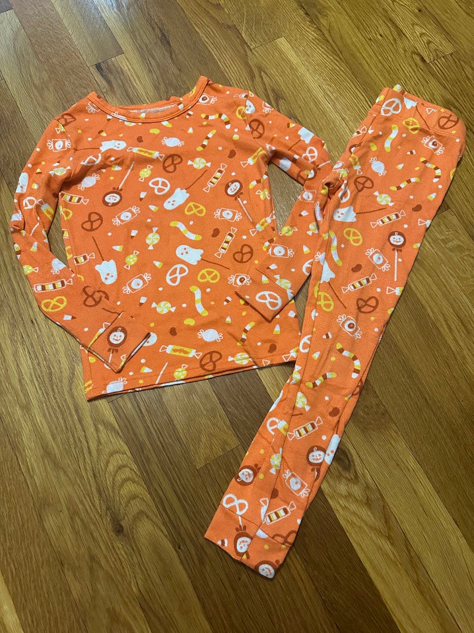 Seller #101 Cat & Jack size 6 halloween pajamas
