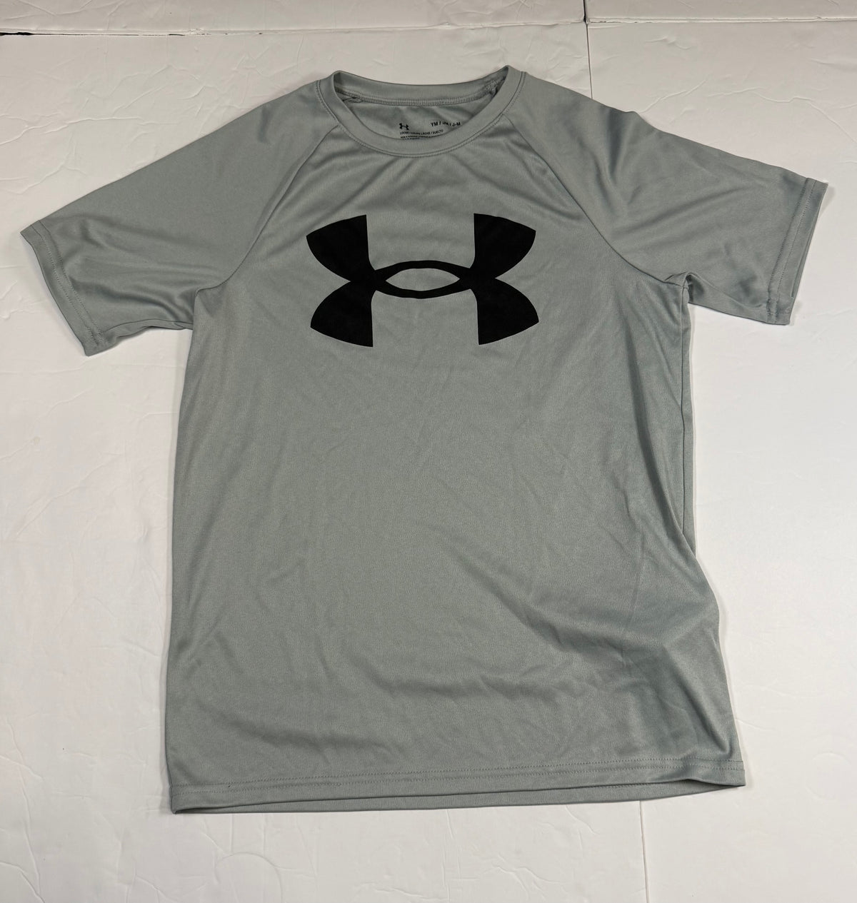 #141 Boys Medium 10-12 Under Armour Gray and Black Bundle