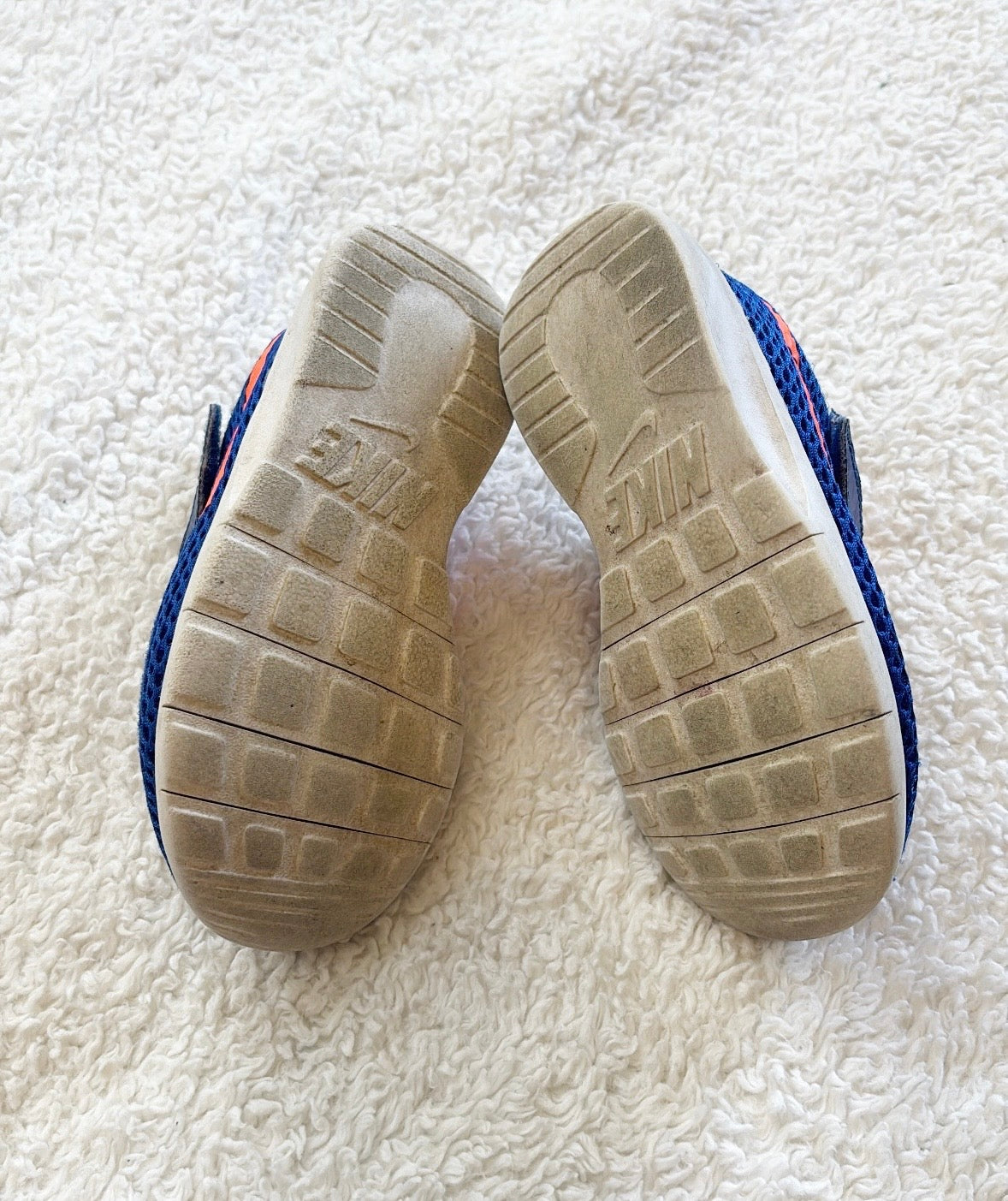#58 Nike Size 9c Boys Toddler Shoes