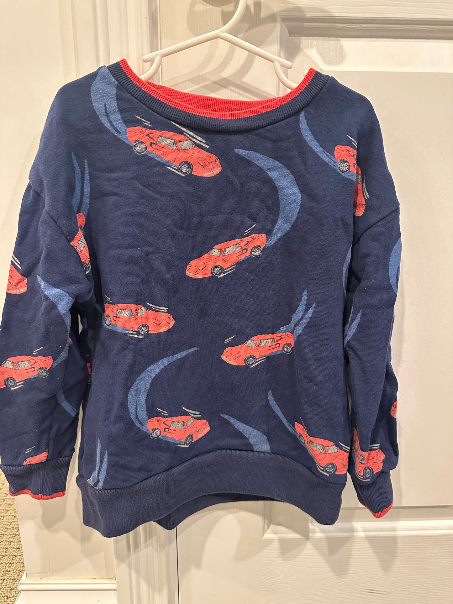 #43 Mini Boden size 5-6 sweatshirt